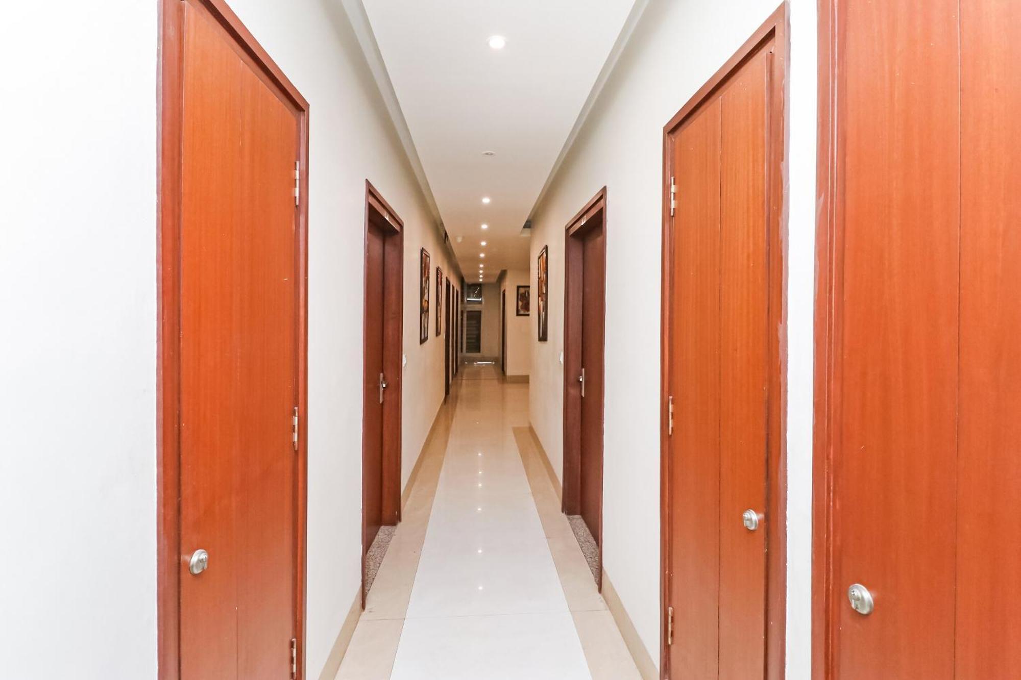 Oyo Hotel New Geetanjali Near Gautam Buddha Park Lucknow Exterior photo